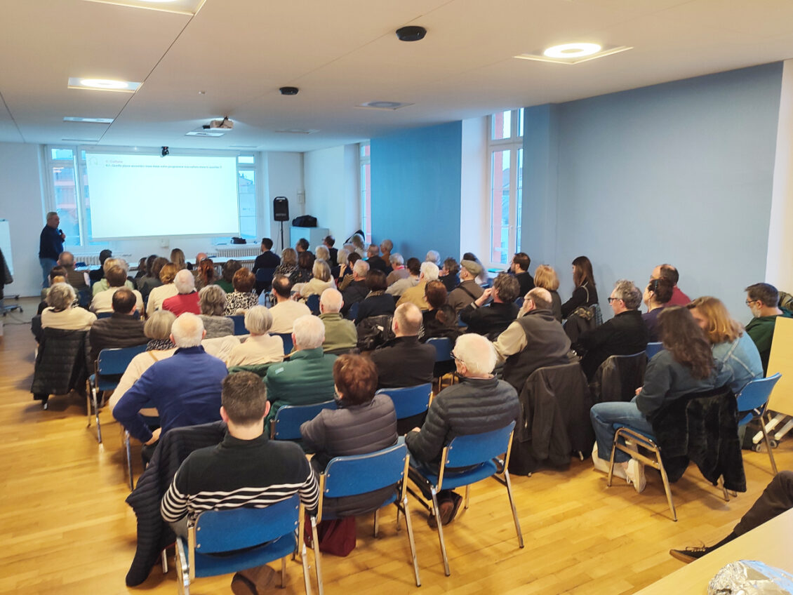 Réunion publique du Collectif Marceau pour les élections municipales 2026 à Limoges - Bâtiment 25